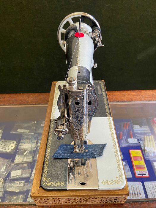 Máquina costura Singer restaurada