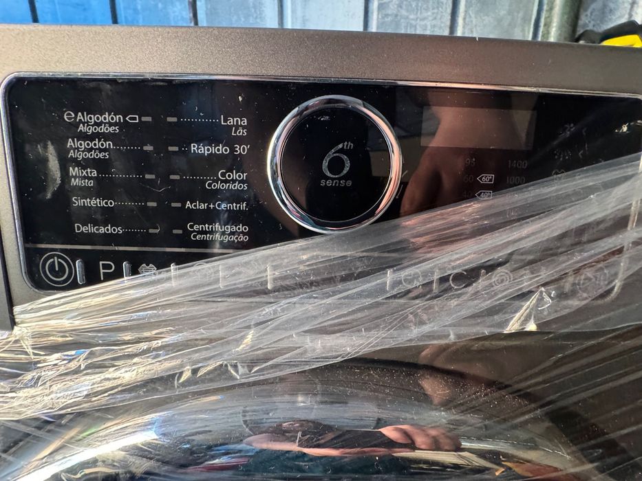 Maquina de lavar roupa
