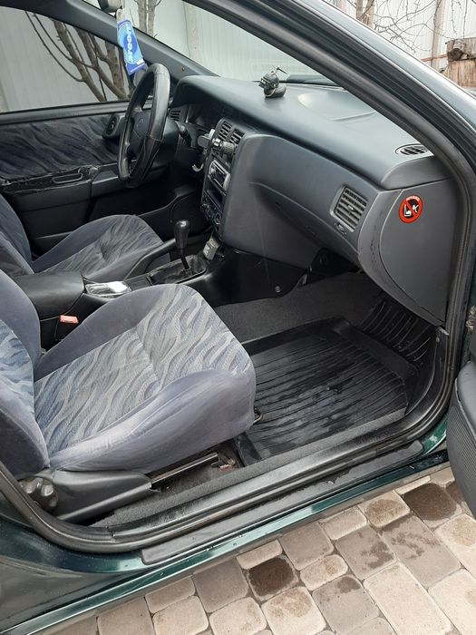 toyota karina e 1.6i 1997р