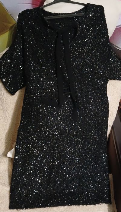 Сукня святкова з блисківками в чорному кольорі роз52/54