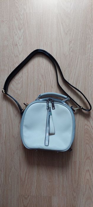 Продам женский рюкзак.