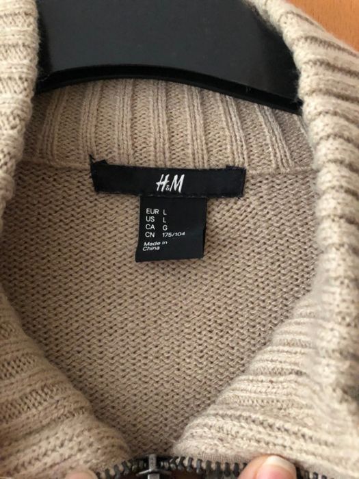 Casaco de malha, com pêlo à frente da H&M