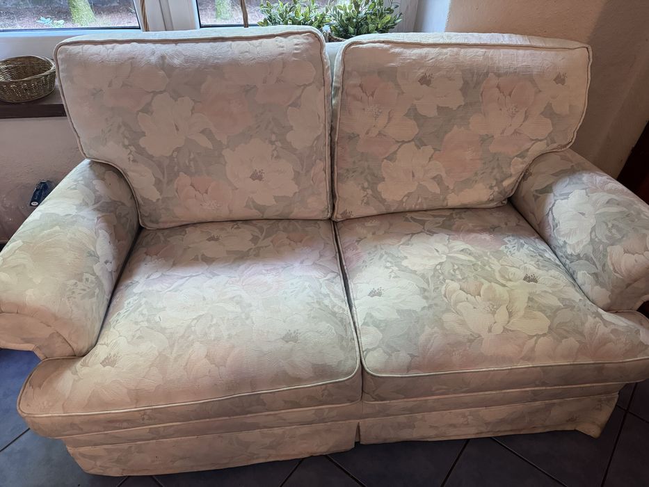 Sofa dwuosobowa polecam