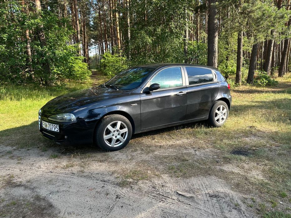 Alfa Romeo 147 Alfa Romeo 147 1.6 Twin Spark 2009