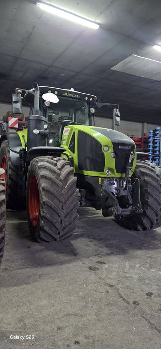 Ciągnik rolniczy John deer 7R 330 Claas Axion  960
