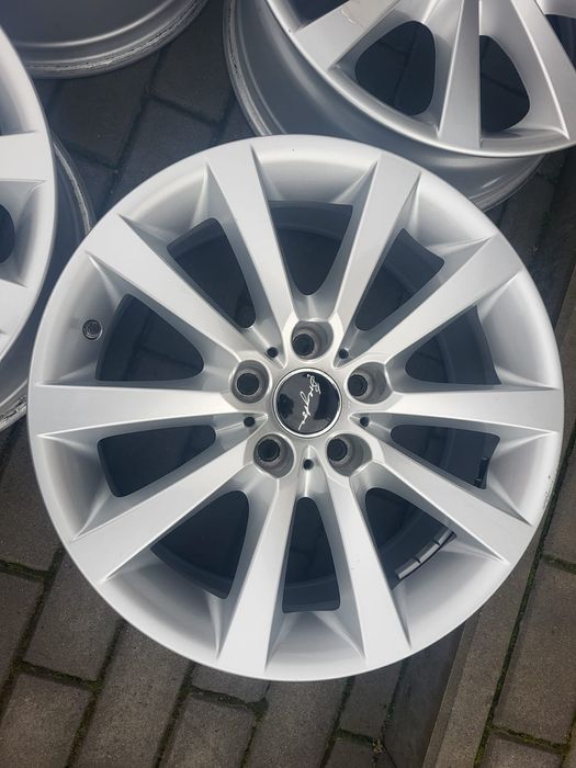 Felgi 8Jx18" 5x120 ET30  BMW F10 F30 F20 E60 E90 X1 X3 X5 E70 F25 E84
