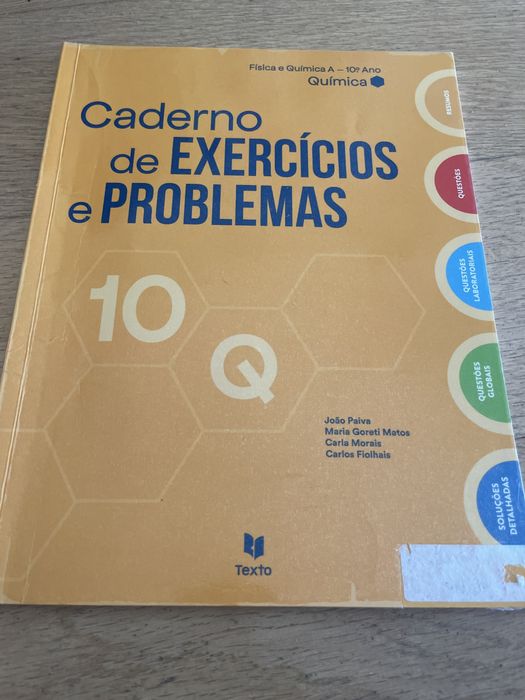 Manual e caderno de exercicios de Quimica 10° ano