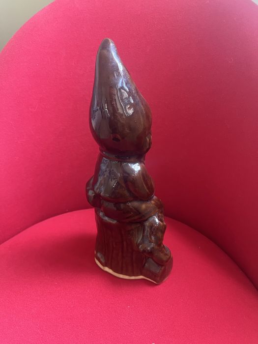 Krasnal porcelanowy figurka