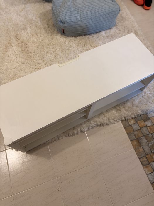 Móvel branco IKEA