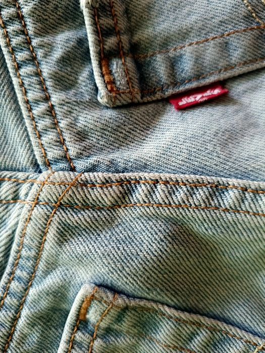 Levis spodenki damskie