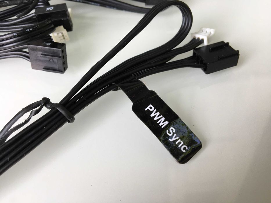 PWM Sync кабель для кулеров 4 pin на 3 пин