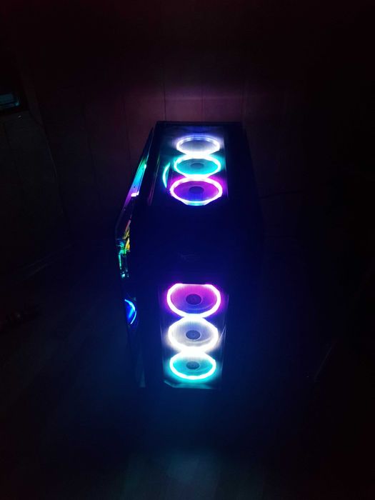 Komputer stacjonarny