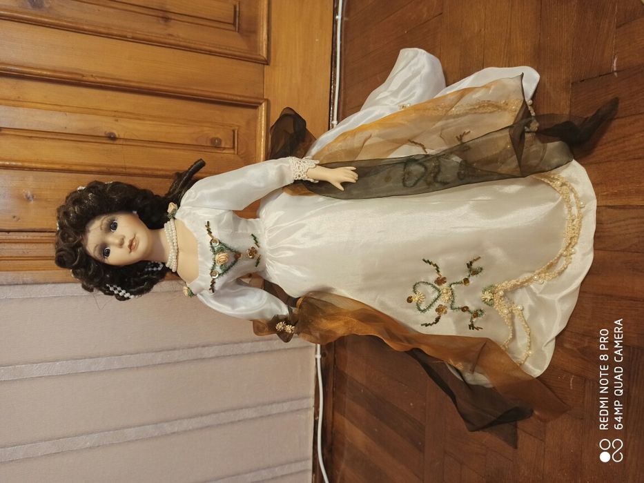 Кукла фарфоровая винтажная из Германии