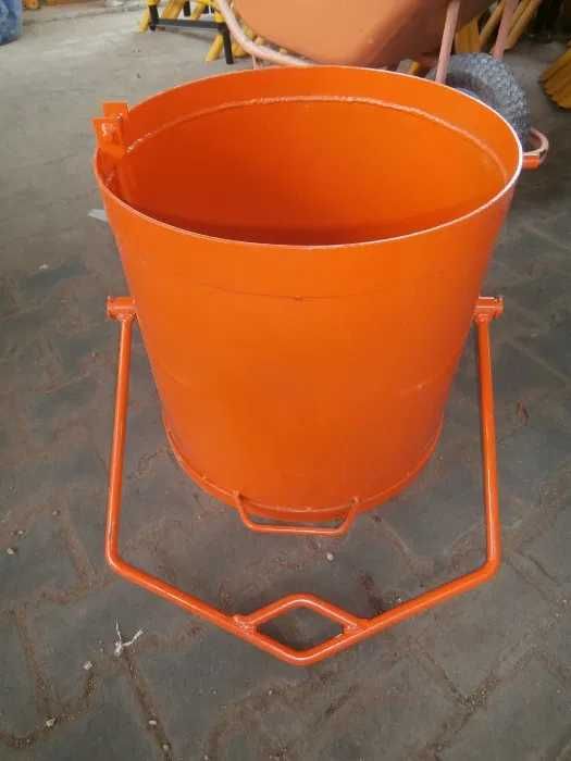 100-Liter Winch Bucket – New64738359872385121
