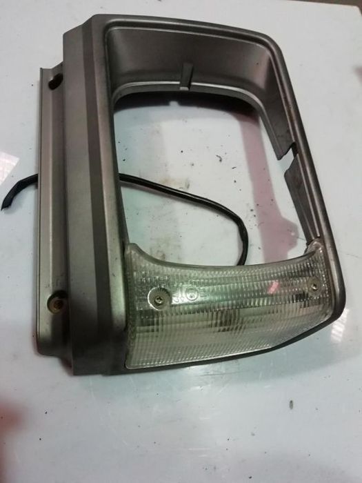 Aro do farol + mínimo - hilux mk3 ( 1978 /1983)