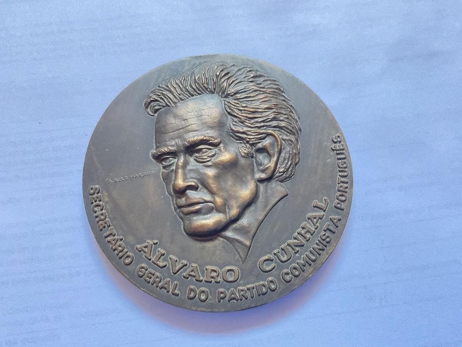 Medalha em bronze de ÁLVARO CUNHAL