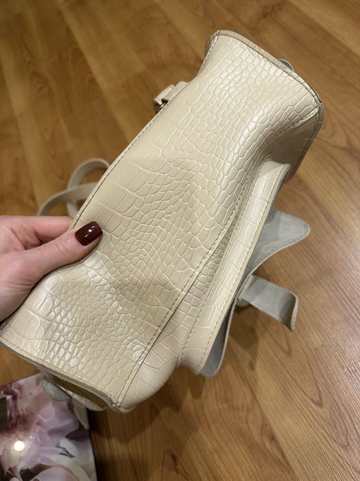 Портфель з екошкіри