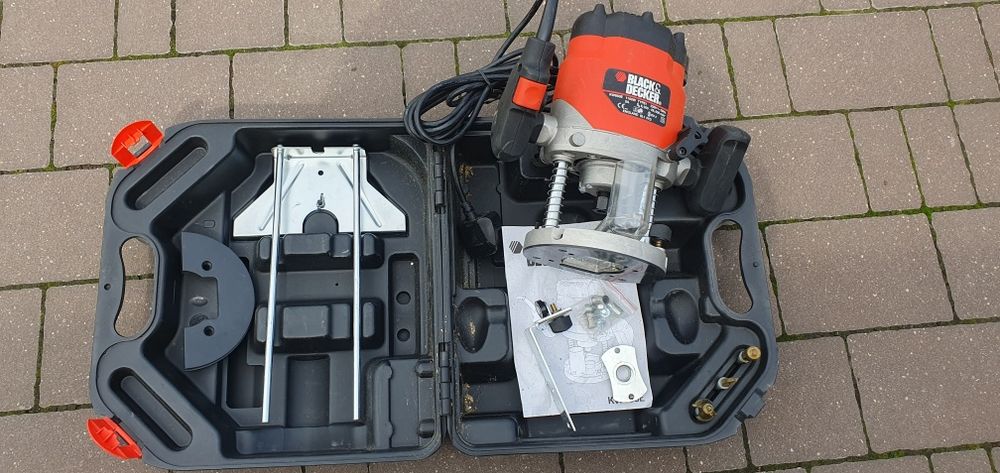 Frezarka Black & Decker