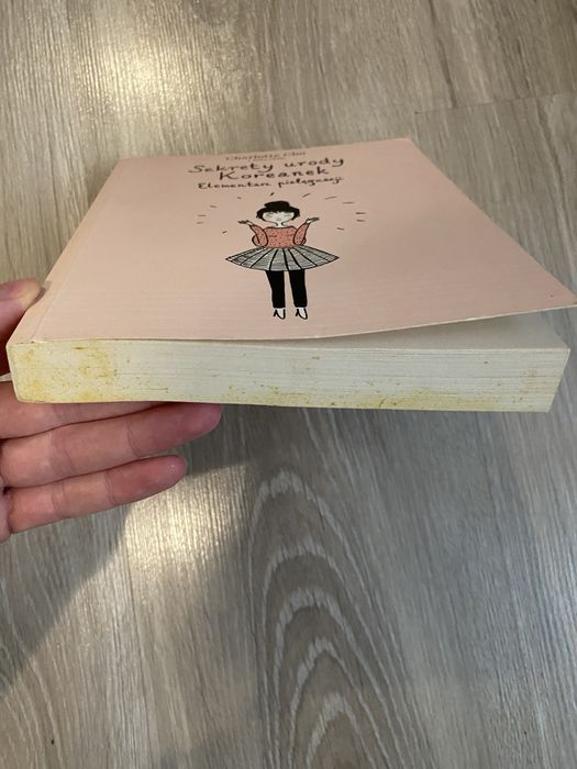 Książka “Sekrety urody Koreanek Elementarz pielęgnacji” Charlotte Choo