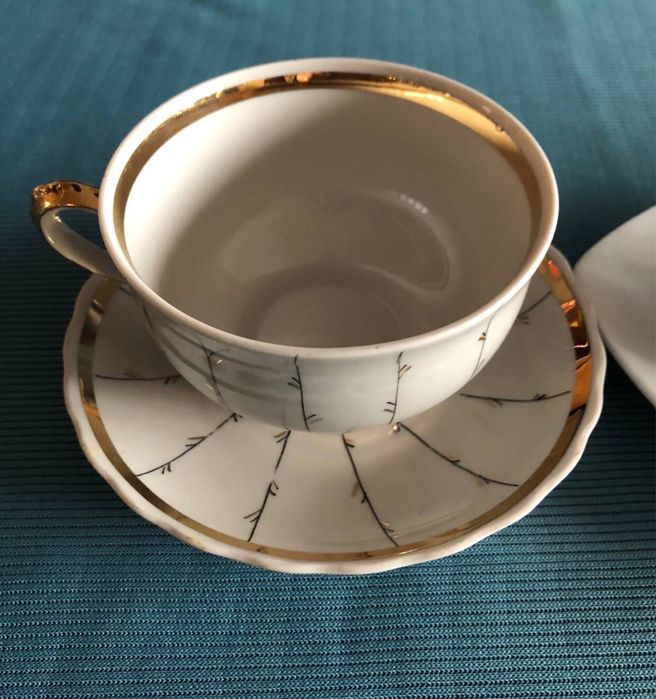Вінтажні чайні пари / чашки з блюдцями порцеляна