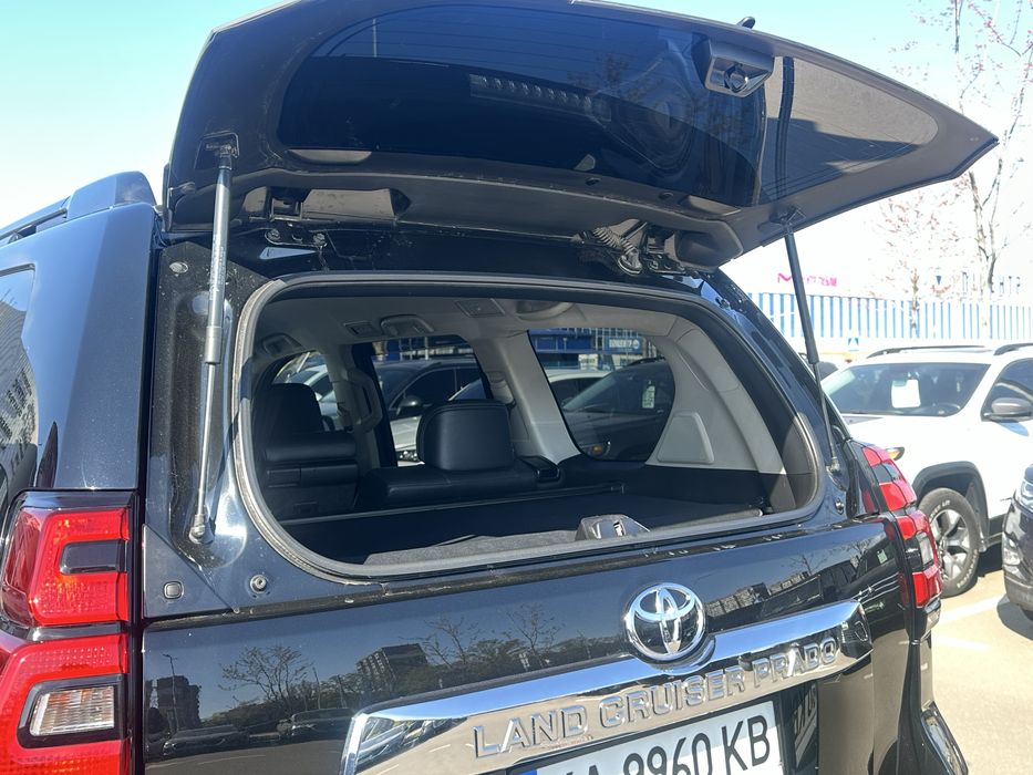Toyota Land Cruiser Prado 2019
