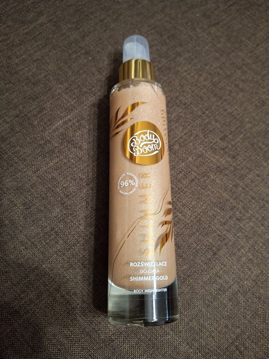 Nowy rozświetlacz do ciała Body Boom Bielenda