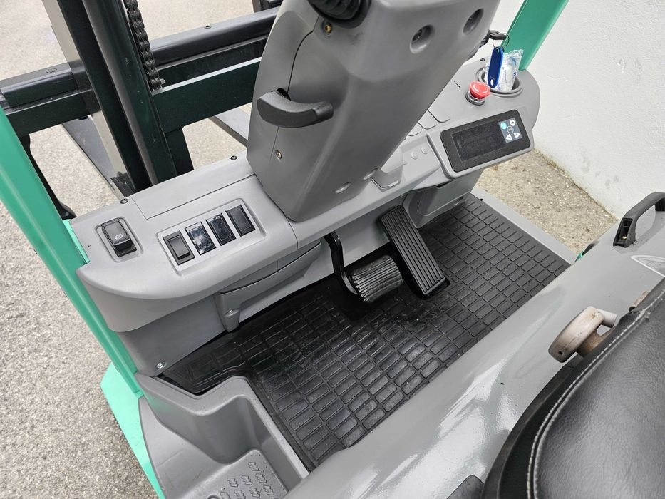 Empilhador Mitsubishi FB16PNT