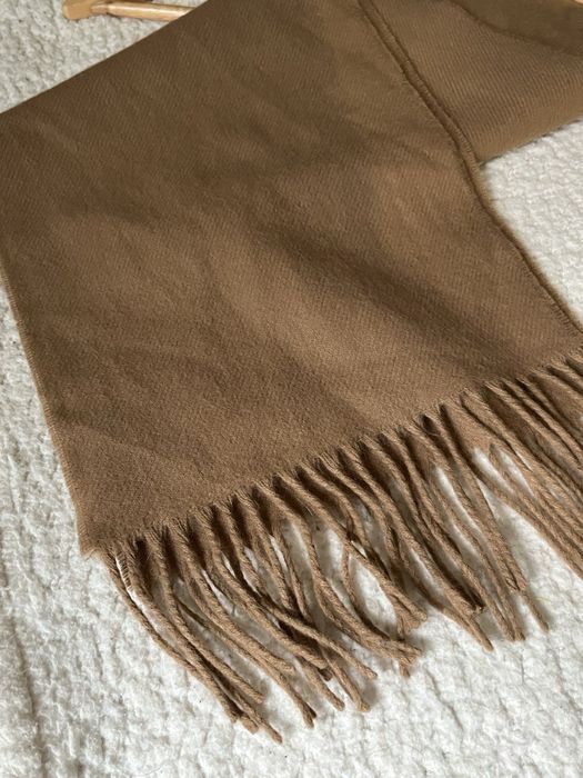 Теплий однотонний світло-коричневий шарф