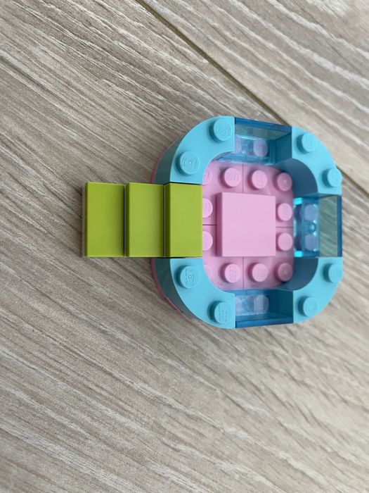 Zestaw Lego Friends Mały Basen Emmy