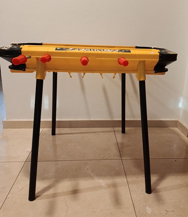 Mesa de Matraquilhos "Torneo" Compacta