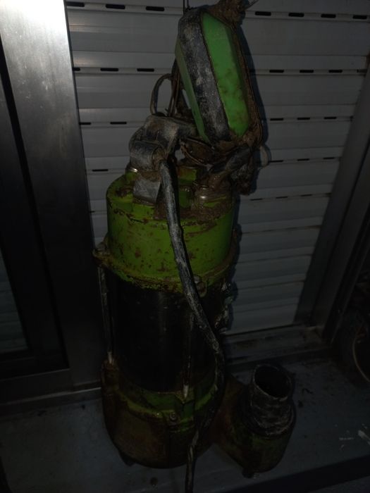 Bomba motor tirar água