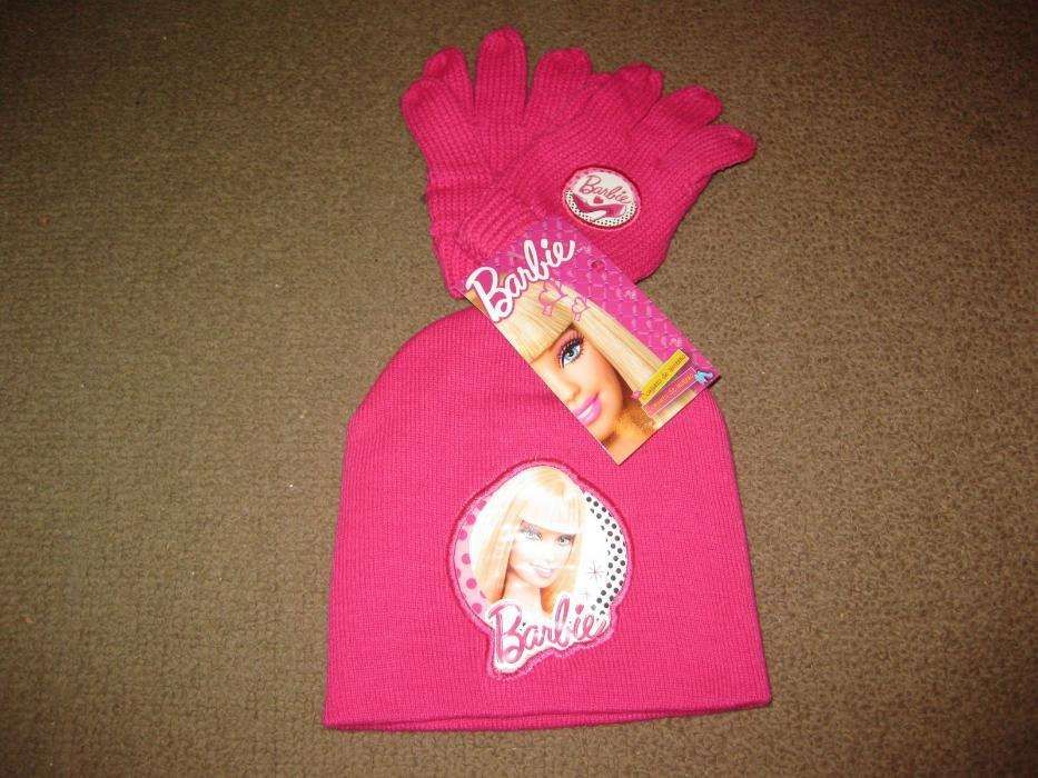Conjunto de Gorro + Luvas da Barbie/Novo e com Etiqueta!