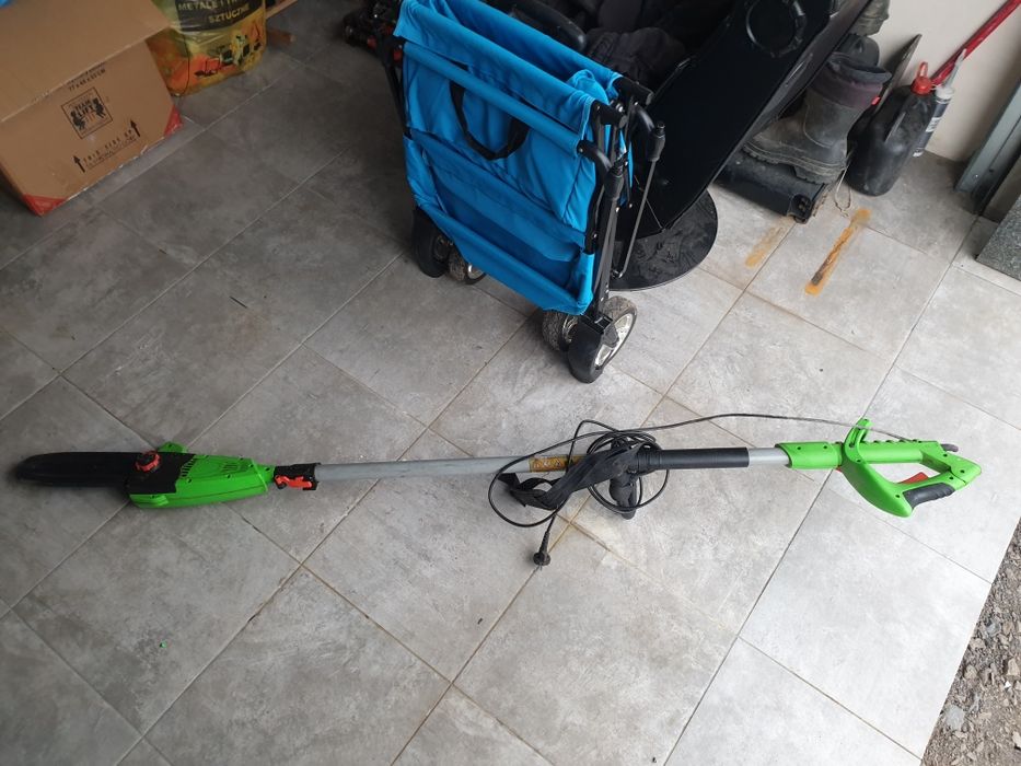 Piła na wysięgniku