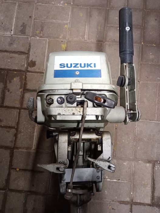Silnik zaburtowy SUZUKI 5KM