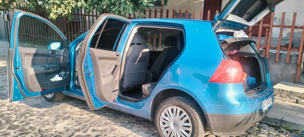 Продам авто в гарному стані Volkswagen Colf