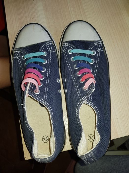 Trampki  na gumkach