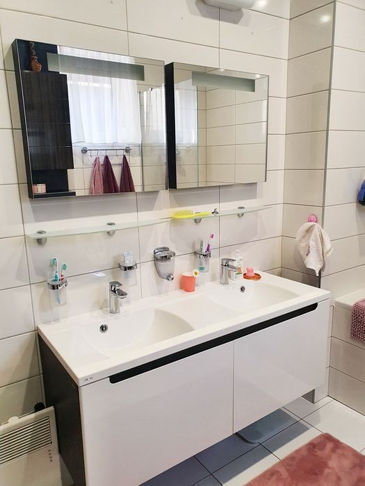 Продам дом с ремонтом Новоалександровка