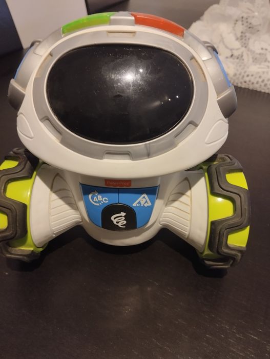 Movi o robot interativo