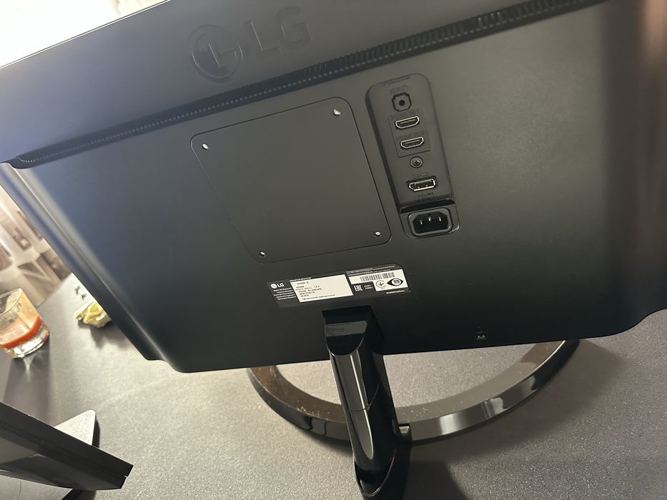 Монітор LG 4k 24ud58