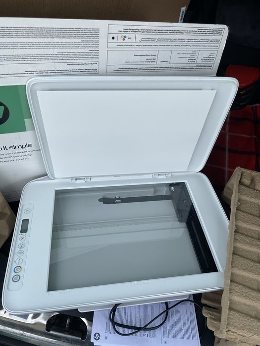 Kompaktowa drukarka 3w1 z Wi-Fi i HP Smart