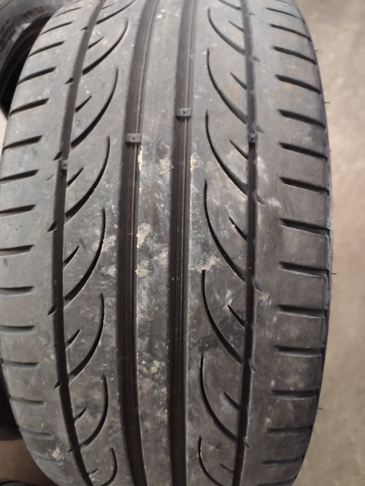 Pneus 215/35r18 Hankook V12 Ocasião