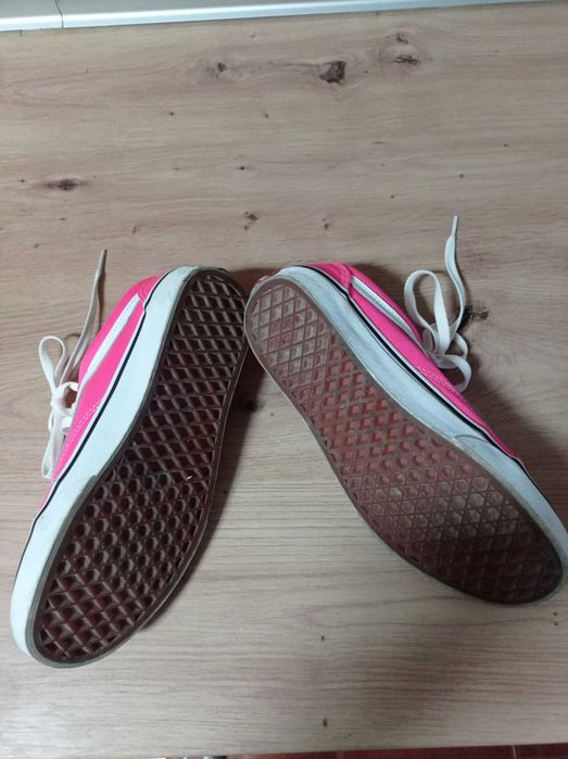 Ténis Vans como novos