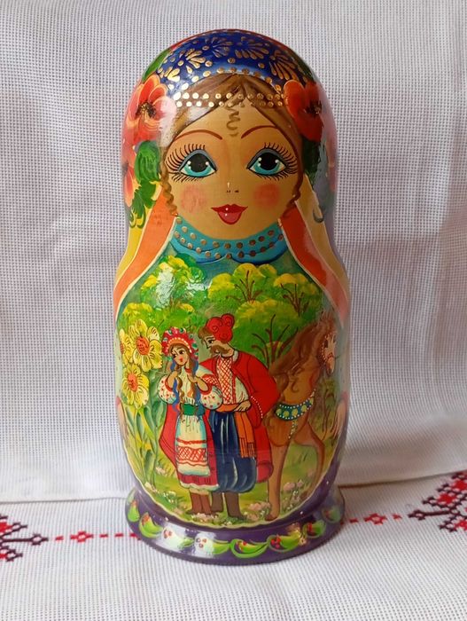 Матрёшки деревянные. Матрьошки з дерева. Сувеніри.