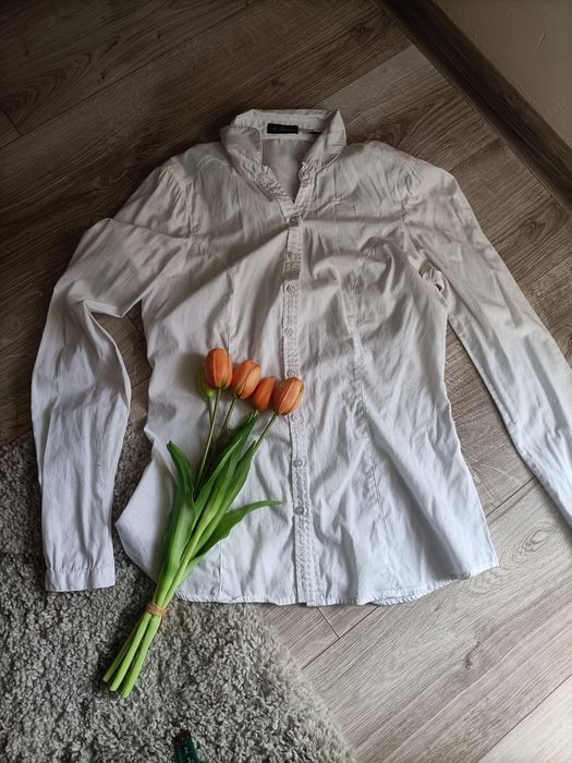 Koszula damska biała na guziki Stradivarius rozmiar M