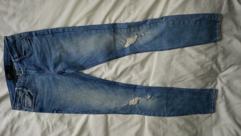 spodnie damskie jeansy Zara i River Island, rozm. XS, kilka modeli