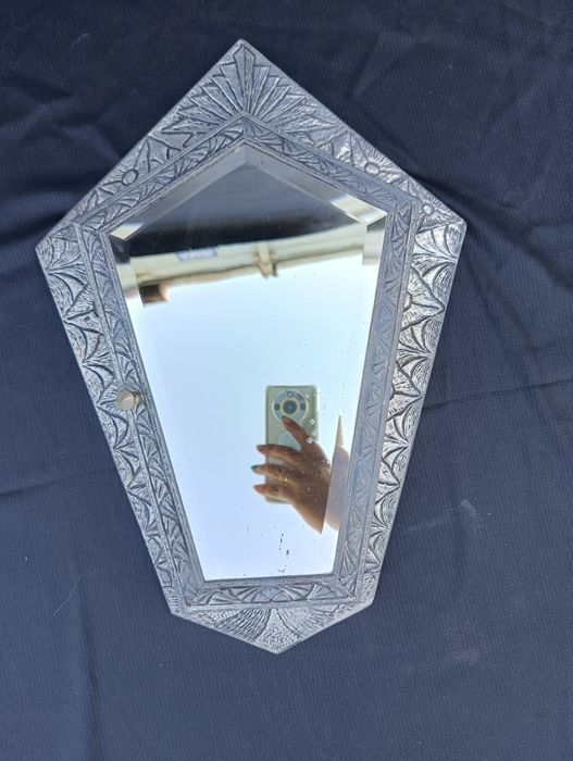 Dekoracja ścienna szafeczka na klucze