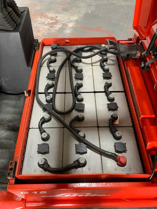 Empilhador Elétrico Linde E15Z