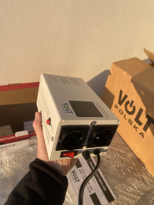 Стабілізатор напруги 1000 VA Volt Polska