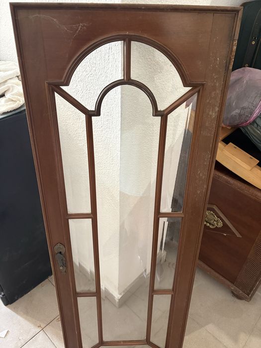 Vendo 4 Portas madeiras com vitrais