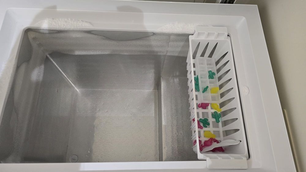 Arca becken praticamente nova por dentro